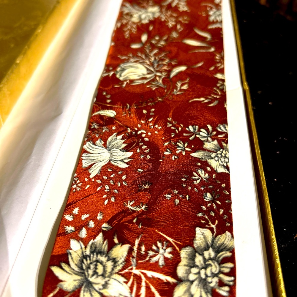 MONTAGUT SILK TIE
